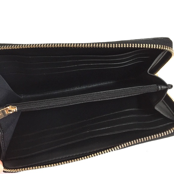 “SOLD”     Last One Coach Wild Heart Print - Picture 3 of 4